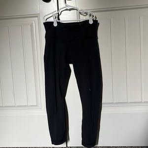 size 4 lulu lemon capris